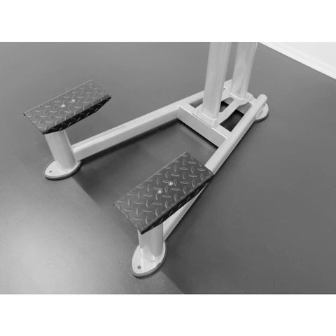 BodyKore Chin/Dip Station CF2110 - pull up tower